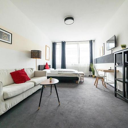 Full House Hostel Nurnberg - Shared Bath & Kitchen Екстериор снимка